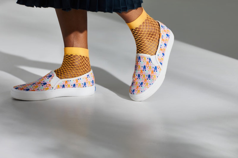 Keds Women's Double Decker Rainbow Woman By Elizabeth Olwen White Multi - Image 12